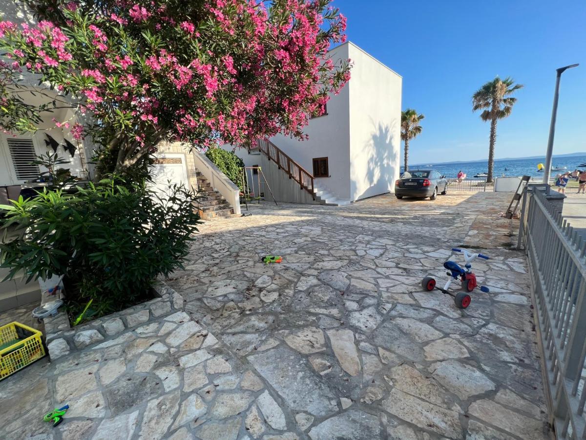 Appartamento Emko Apartmens Vir Esterno foto
