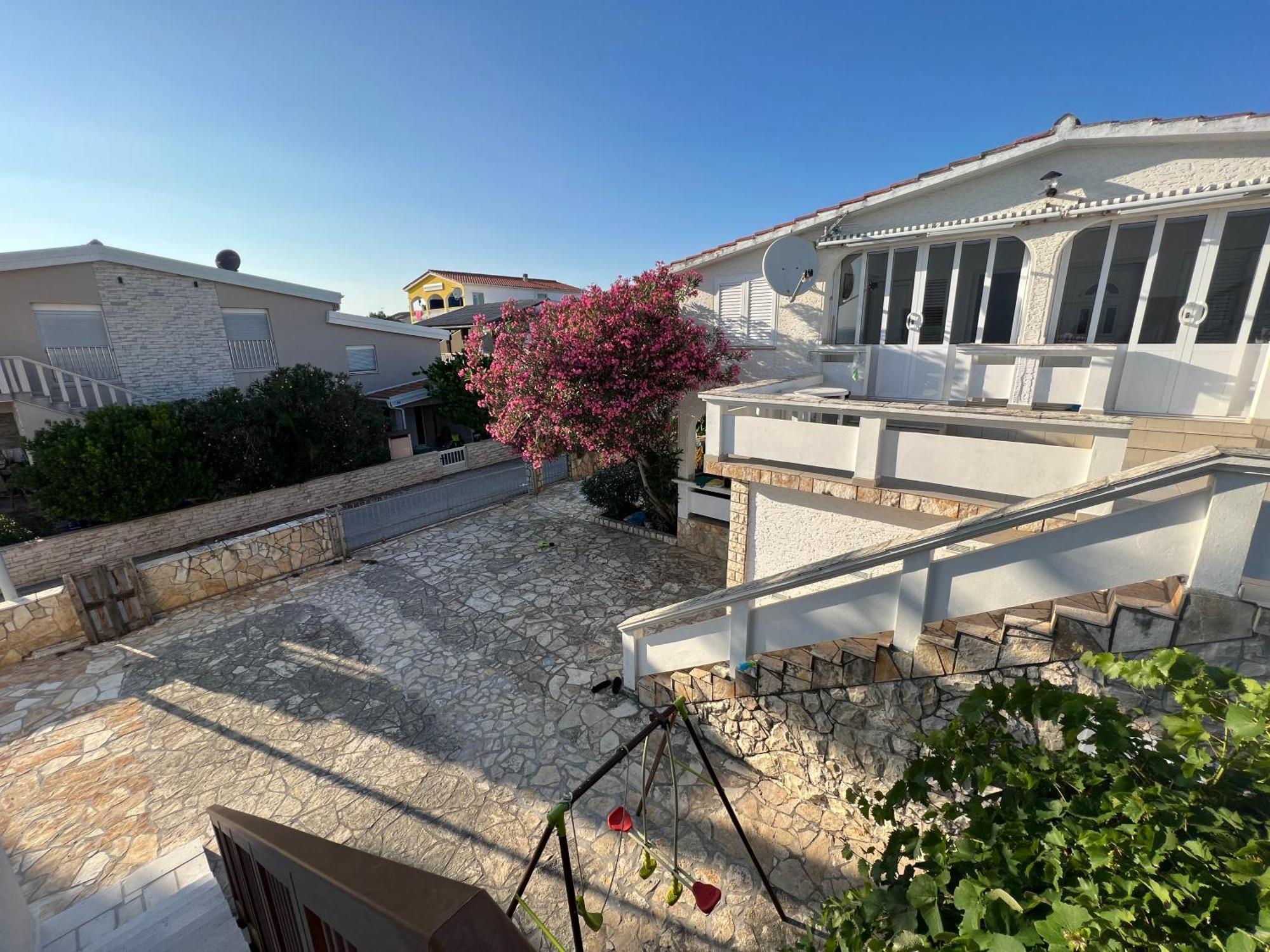 Appartamento Emko Apartmens Vir Esterno foto